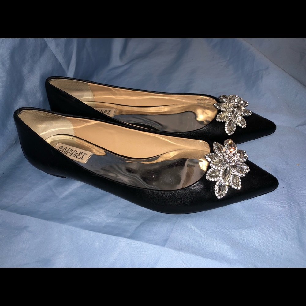 Badgley Mischka Crystal Embellished Flat SIze 8.5